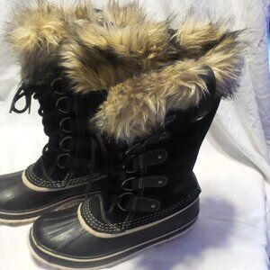 SOREL Women's Joan Of Arctic Boot Size 9 Black/Brown